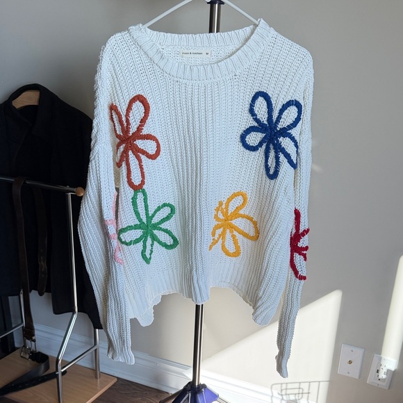 moon & madison Multicolor Floral Knit Sweater - Picture 2 of 8